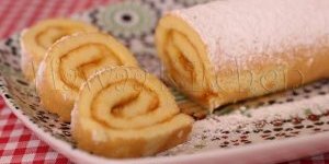 سويسرول كيك بمربى المشمش